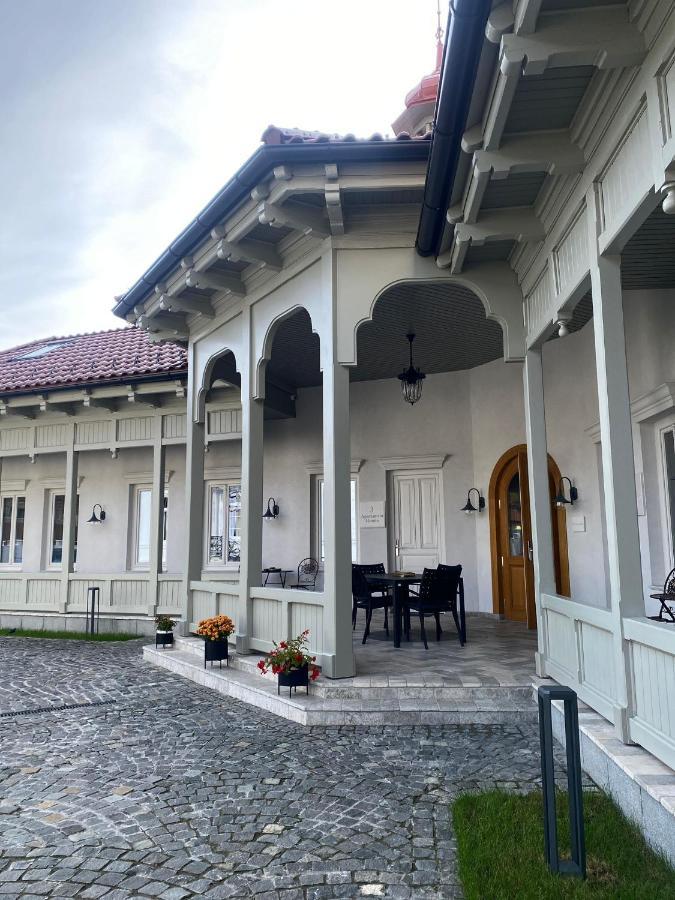 Augsburg Apart Piatra Neamt Exterior photo